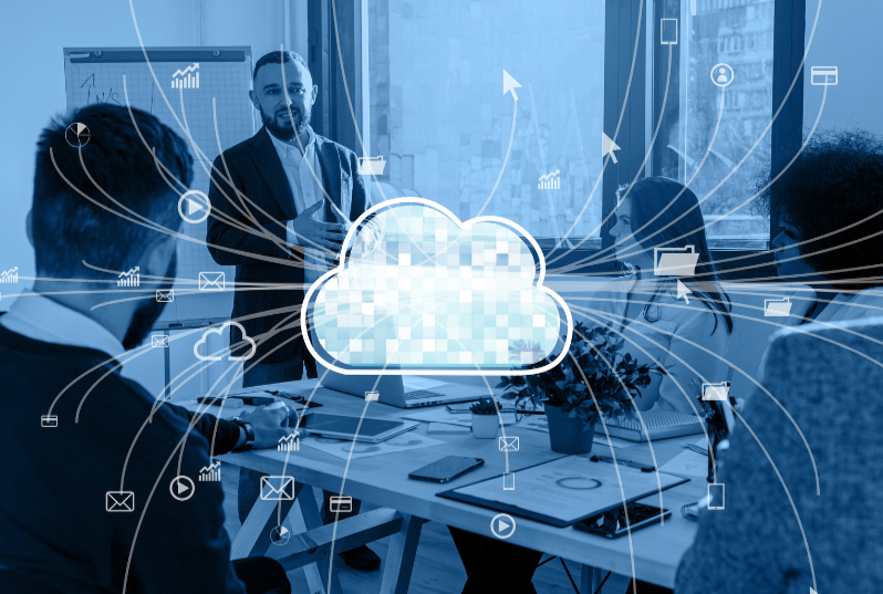 personas conectadas por la nube